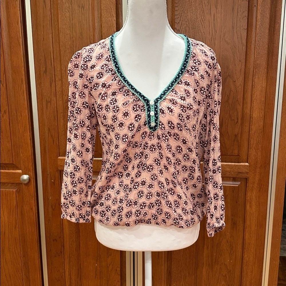 Aerie Pink Floral Boho Top with Teal Accents‎